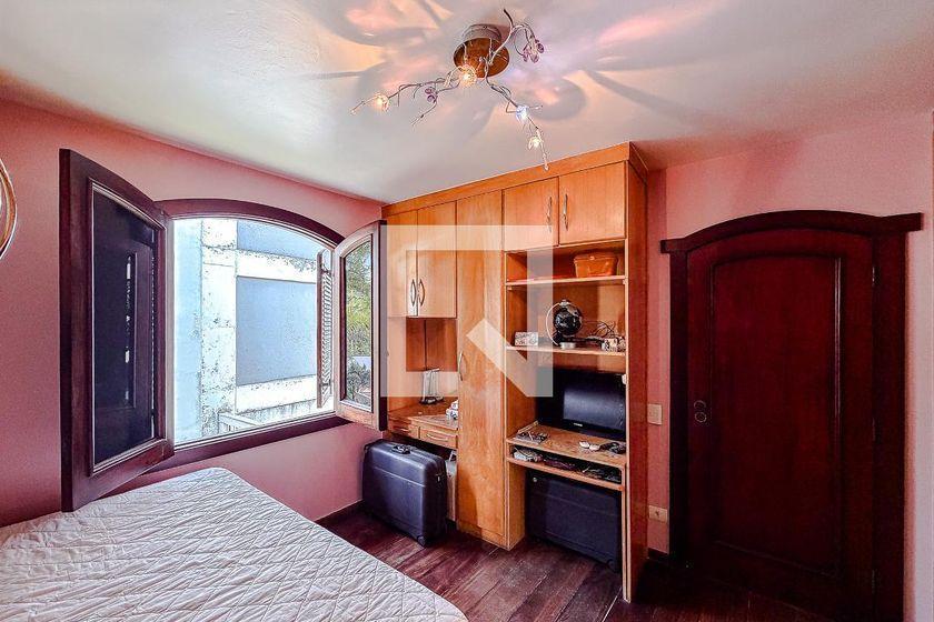 Casa à Venda – Vila Mariana, 3 Quartos, 920 m² – São Paulo