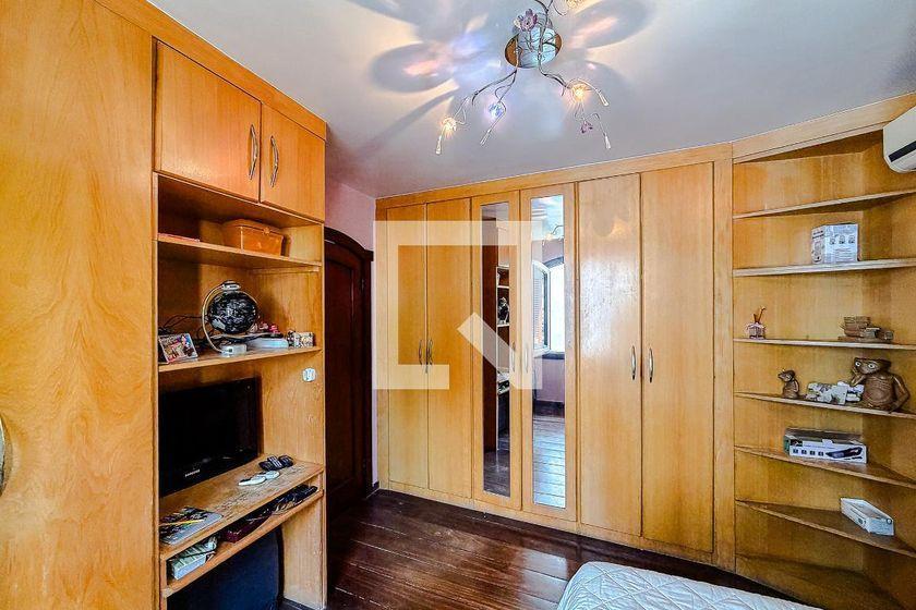 Casa à Venda – Vila Mariana, 3 Quartos, 920 m² – São Paulo