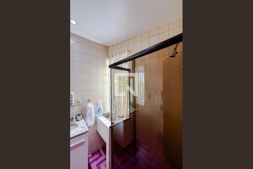 Casa à Venda – Vila Mariana, 3 Quartos, 920 m² – São Paulo