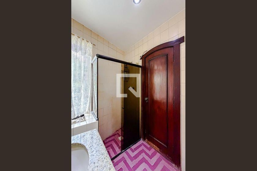 Casa à Venda – Vila Mariana, 3 Quartos, 920 m² – São Paulo