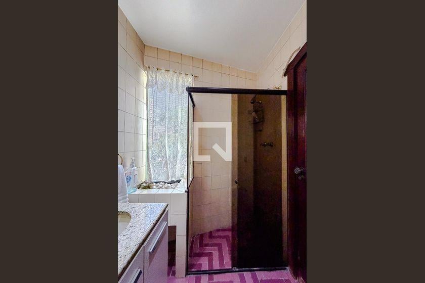 Casa à Venda – Vila Mariana, 3 Quartos, 920 m² – São Paulo