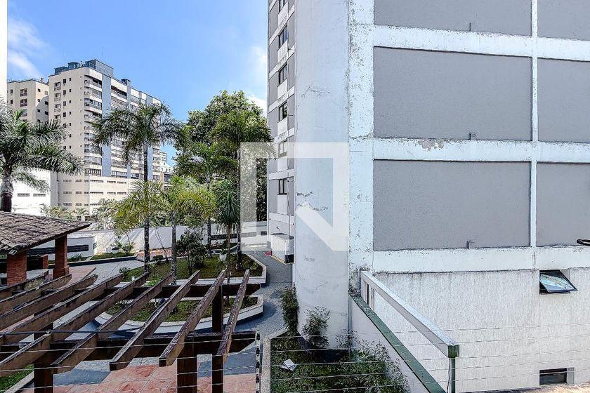Casa à Venda – Vila Mariana, 3 Quartos, 920 m² – São Paulo