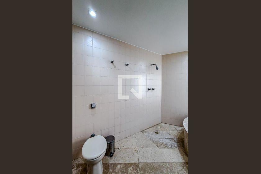 Casa à Venda – Vila Mariana, 3 Quartos, 920 m² – São Paulo