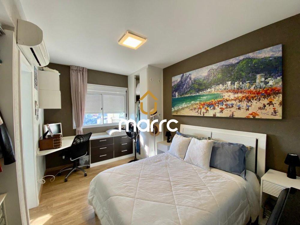 APARTAMENTO À VENDA NA VILA MARIANA
