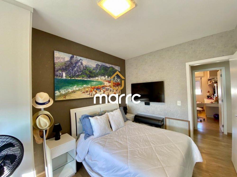 APARTAMENTO À VENDA NA VILA MARIANA