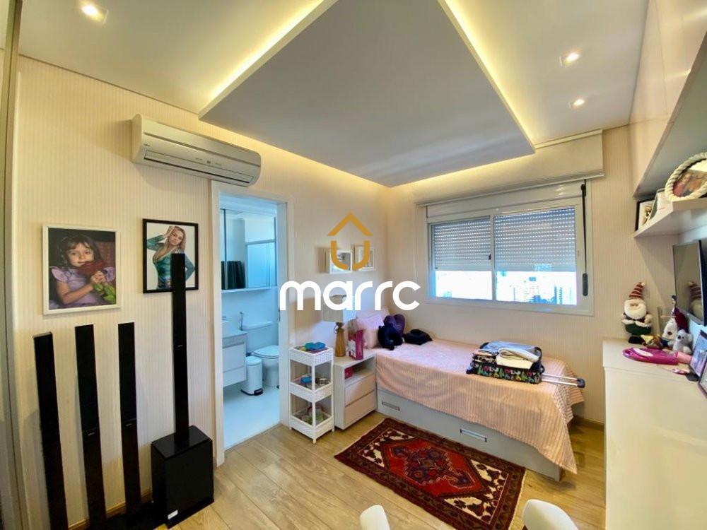 APARTAMENTO À VENDA NA VILA MARIANA