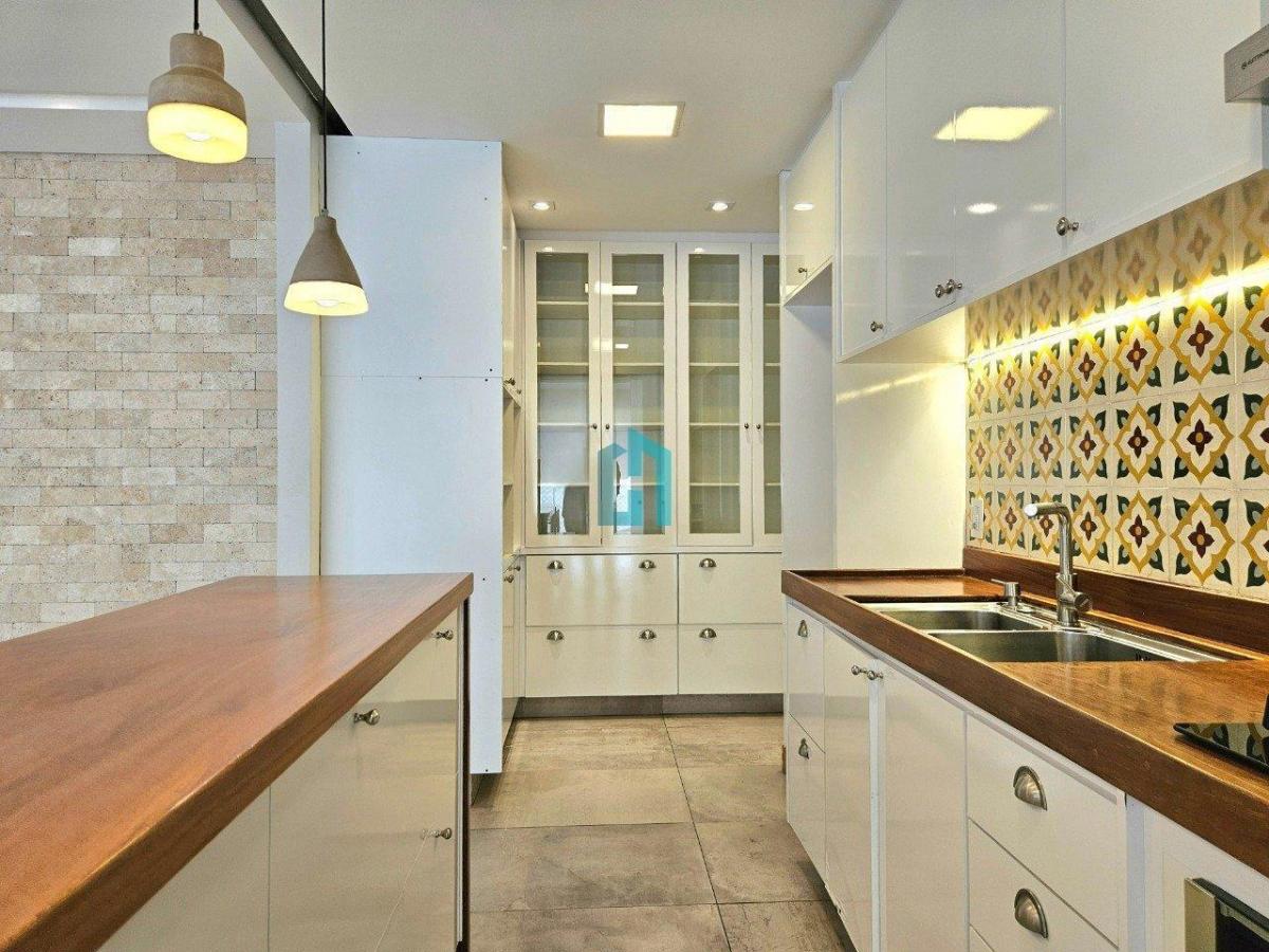Apartamento à Venda 134 m² – 3 suítes – 2 vagas – Varanda Gourmet
