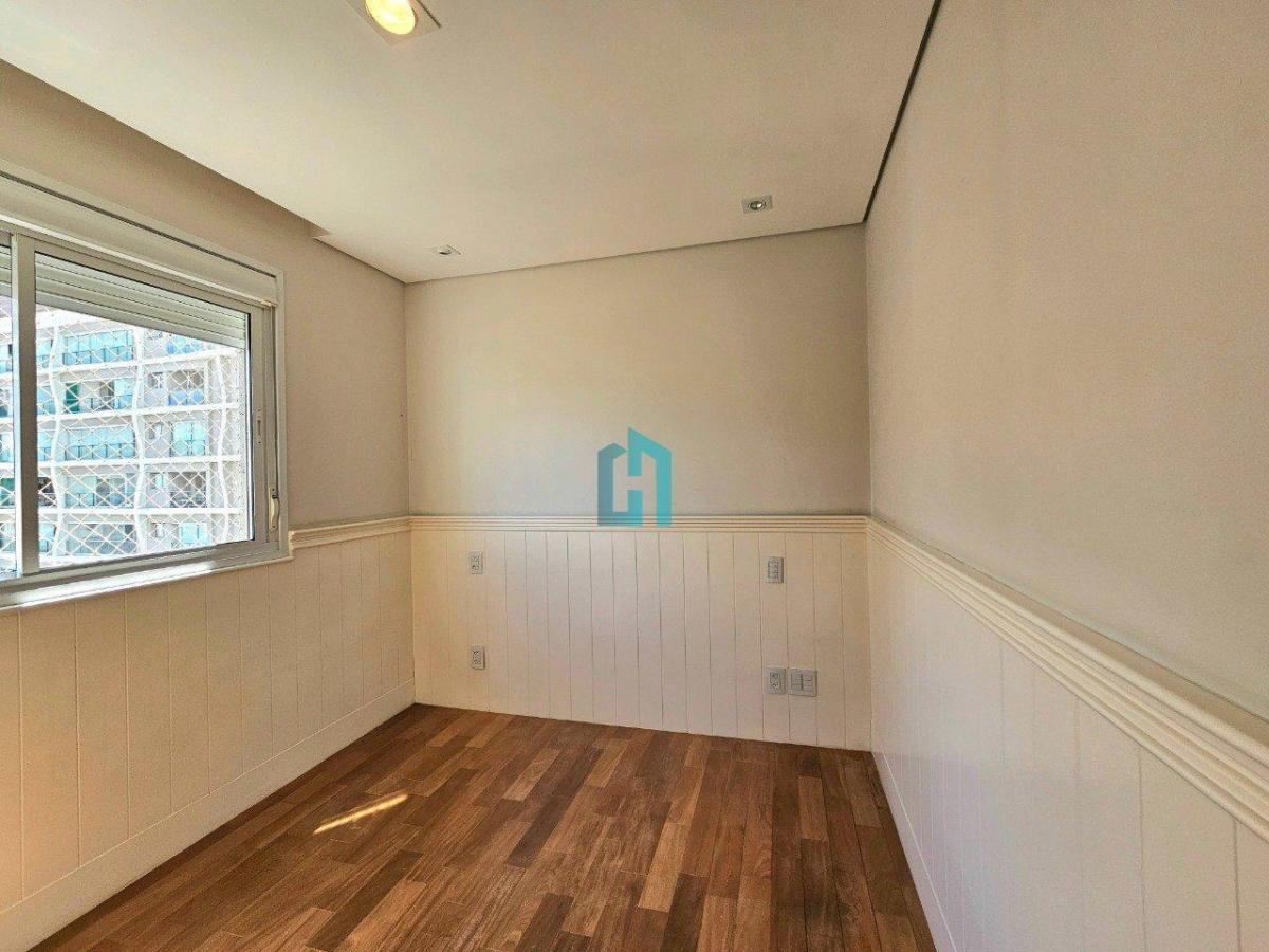 Apartamento à Venda 134 m² – 3 suítes – 2 vagas – Varanda Gourmet