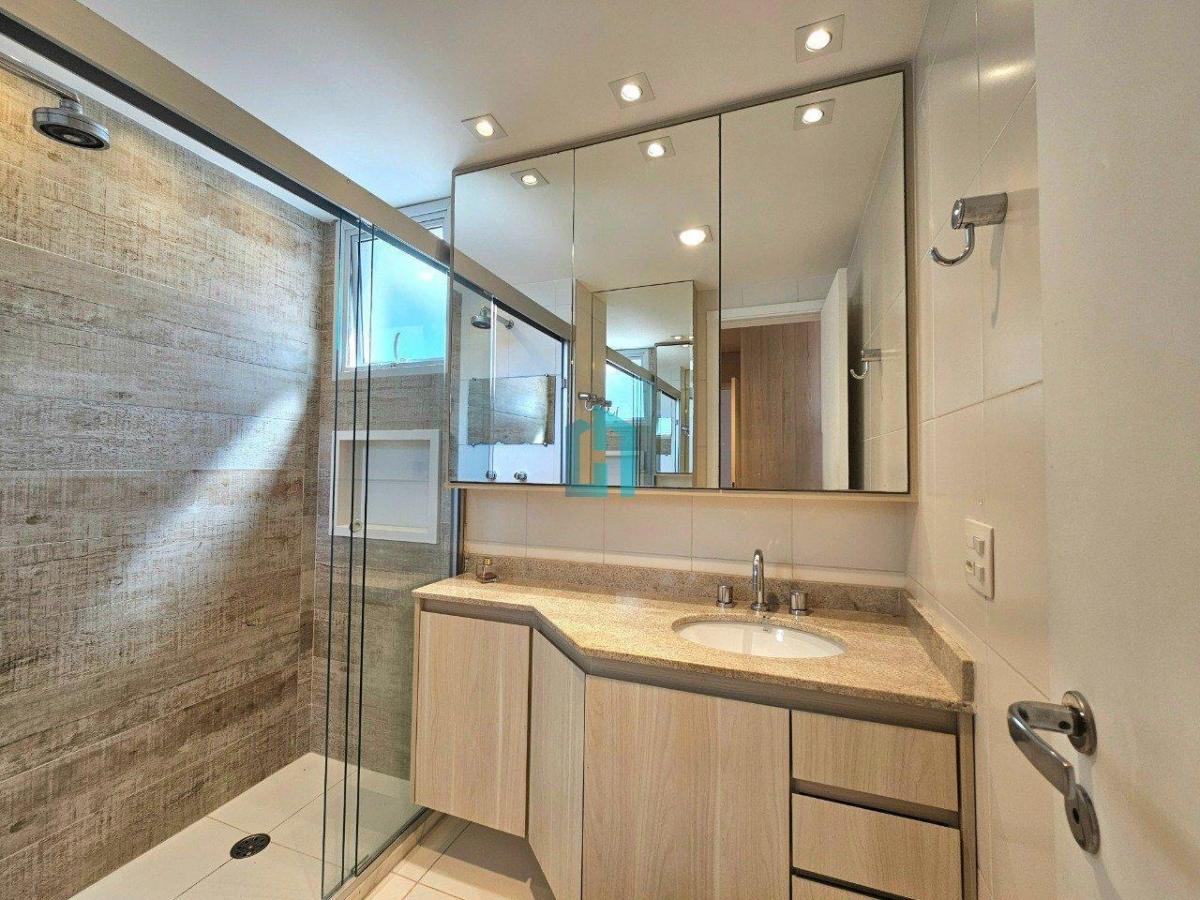 Apartamento à Venda 134 m² – 3 suítes – 2 vagas – Varanda Gourmet
