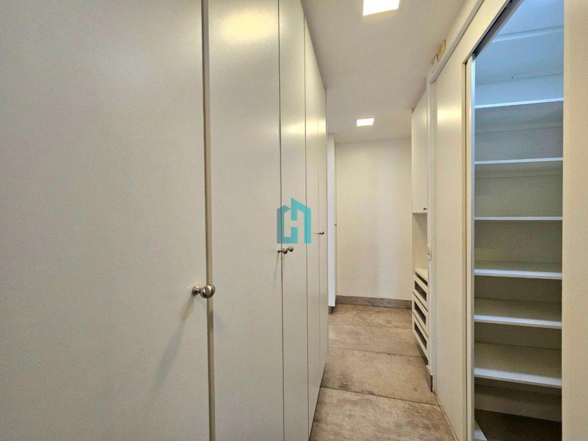 Apartamento à Venda 134 m² – 3 suítes – 2 vagas – Varanda Gourmet
