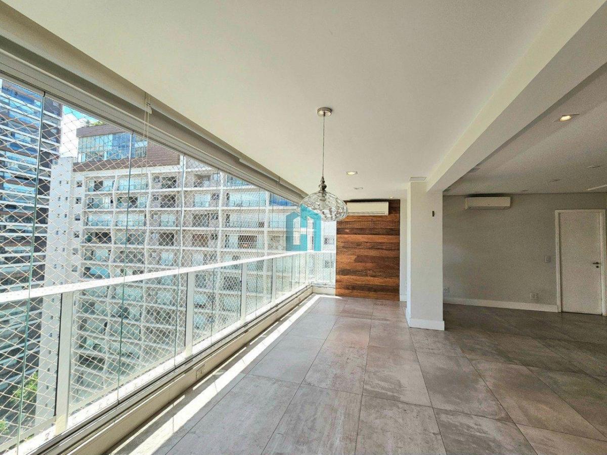 Apartamento à Venda 134 m² – 3 suítes – 2 vagas – Varanda Gourmet