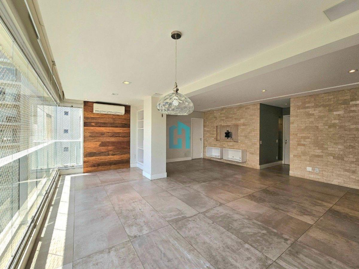 Apartamento à Venda 134 m² – 3 suítes – 2 vagas – Varanda Gourmet