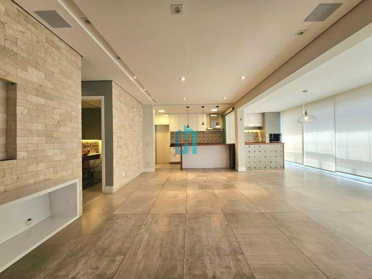 Apartamento à Venda 134 m² – 3 suítes – 2 vagas – Varanda Gourmet