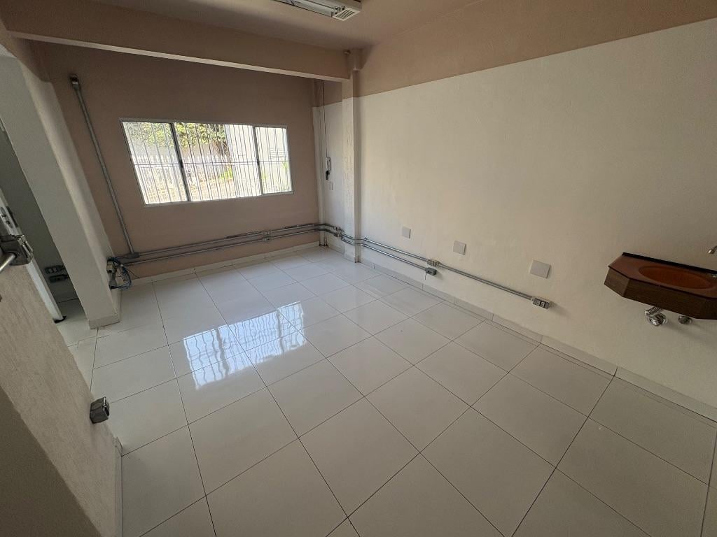 R2 Image 141628 #15