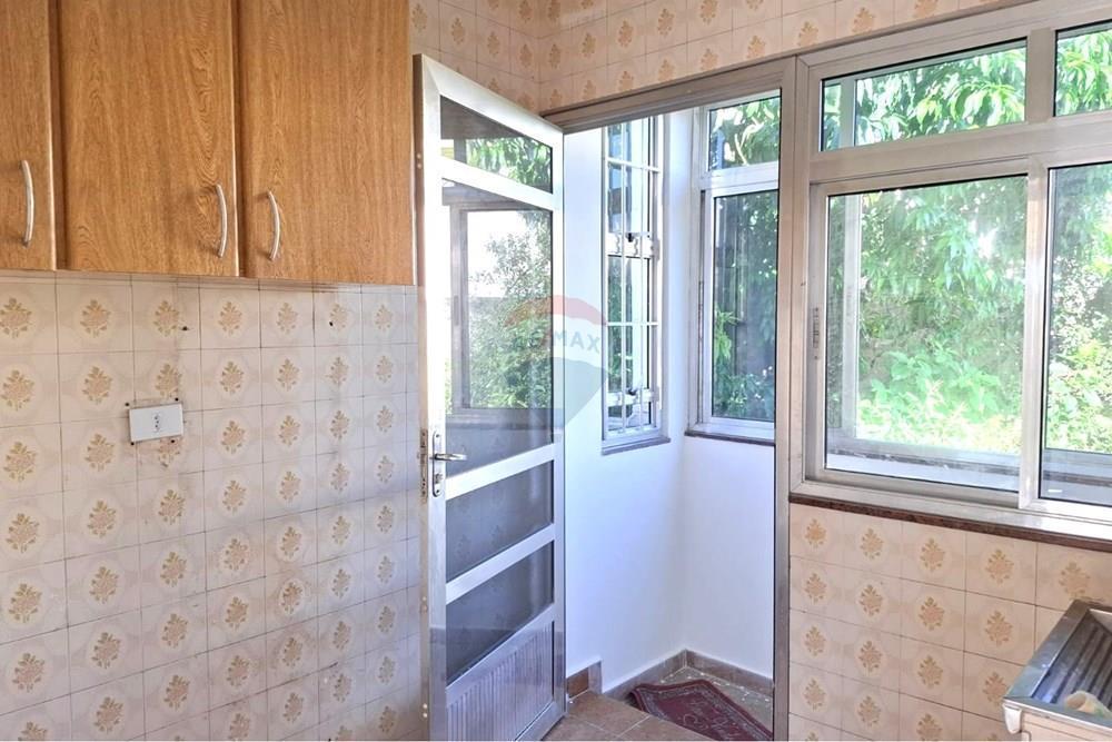 Casa Reformada com 2 dormitórios na Vila Nova Mazzei!