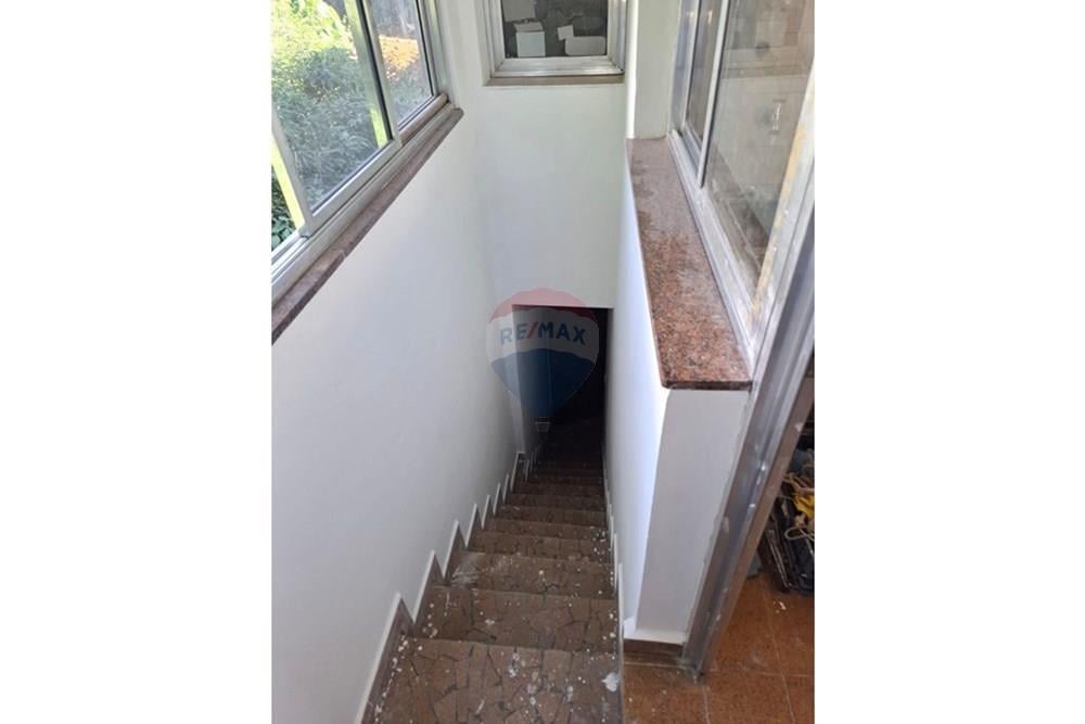 Casa Reformada com 2 dormitórios na Vila Nova Mazzei!