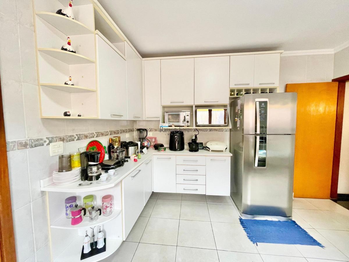 Casa para aluguel – no Jardim Campo Grande