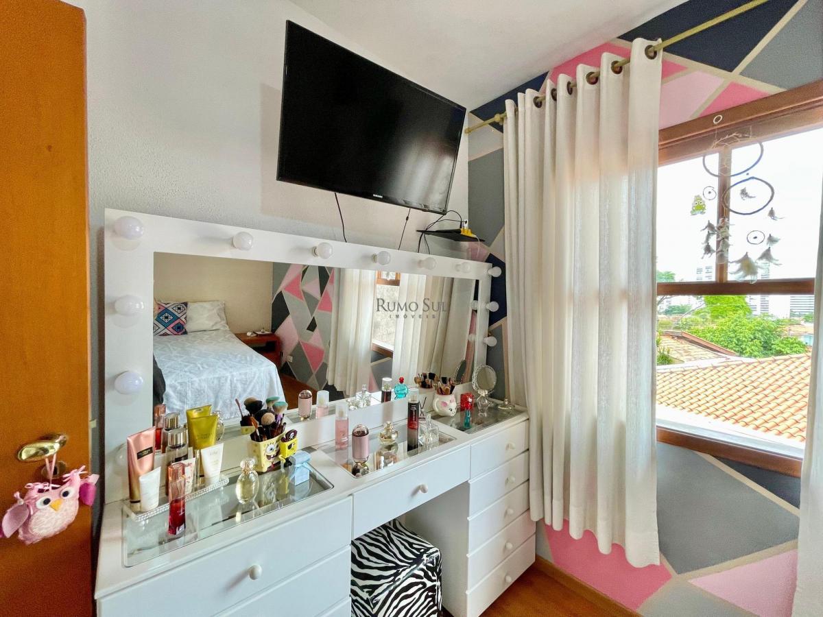 Casa para aluguel – no Jardim Campo Grande