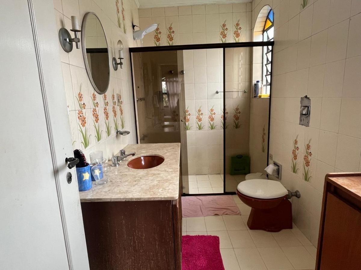 Casa de luxo em condomínio no Barro Branco, São Paulo-SP: 4 quartos, 2 suítes, 2 salas, 3 vagas e 32