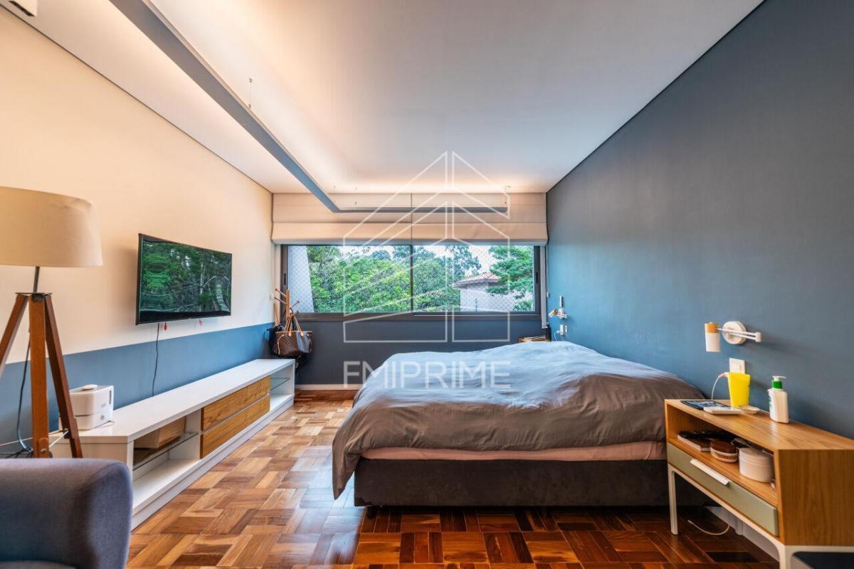 Casa venda – Jardim America – 377m² – 5 suites – 2 vagas -Reformada