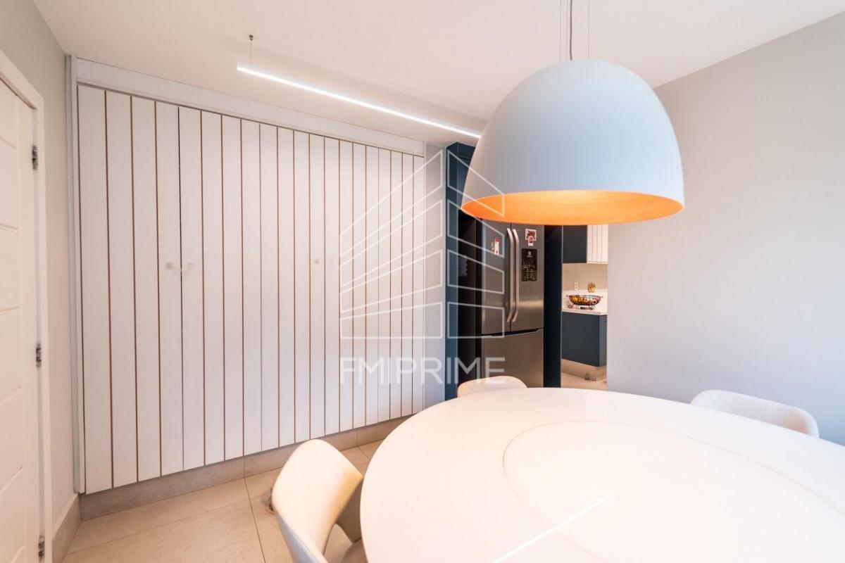Casa venda – Jardim America – 377m² – 5 suites – 2 vagas -Reformada
