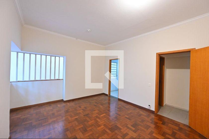 Casa à Venda – Vila Clementino, 8 Quartos, 353 m² – São Paulo