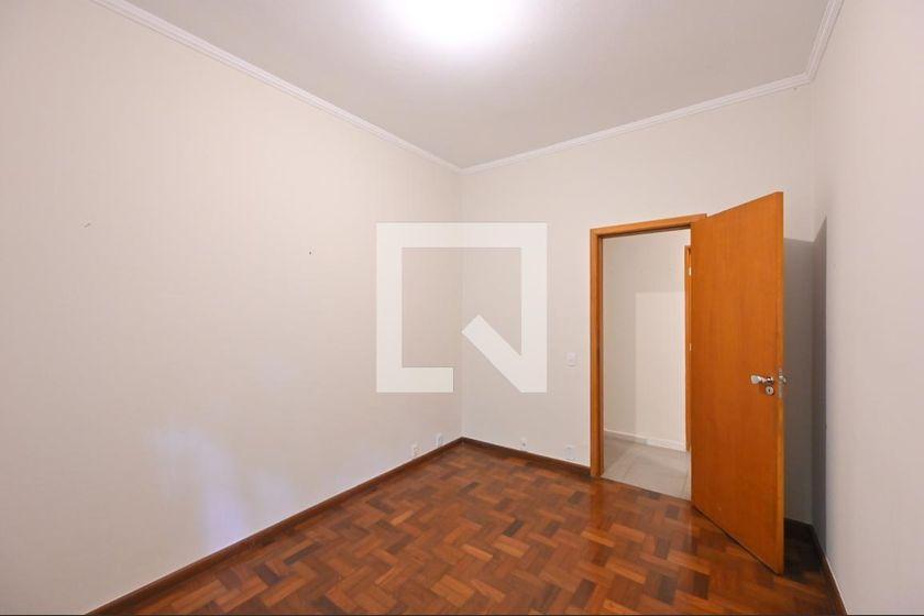 Casa à Venda – Vila Clementino, 8 Quartos, 353 m² – São Paulo