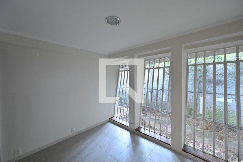 Casa à Venda – Vila Clementino, 8 Quartos, 353 m² – São Paulo