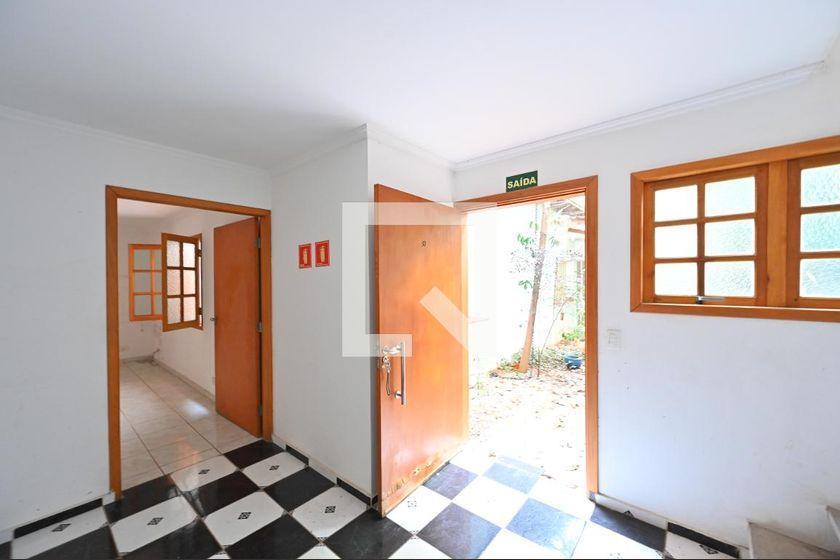 Casa à Venda – Vila Clementino, 8 Quartos, 353 m² – São Paulo