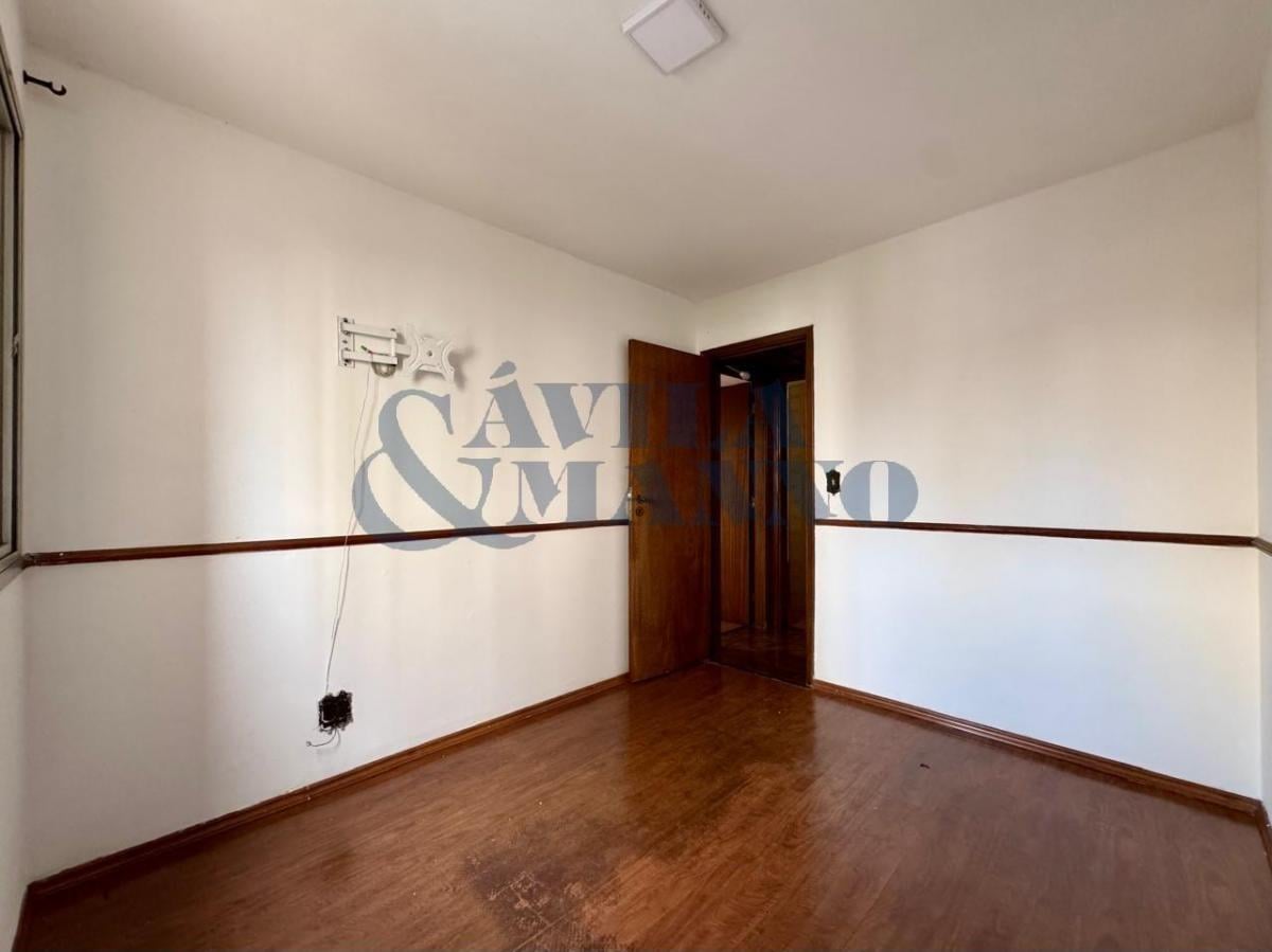 Apartamento para locação na Mooca, São Paulo-SP: 2 quartos, 1 sala, 2 banheiros, 1 vaga de garagem,