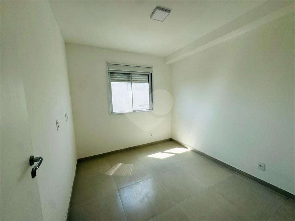 Apartamento à venda com 2 quartos no condomínio Cardon Home Club, São Paulo