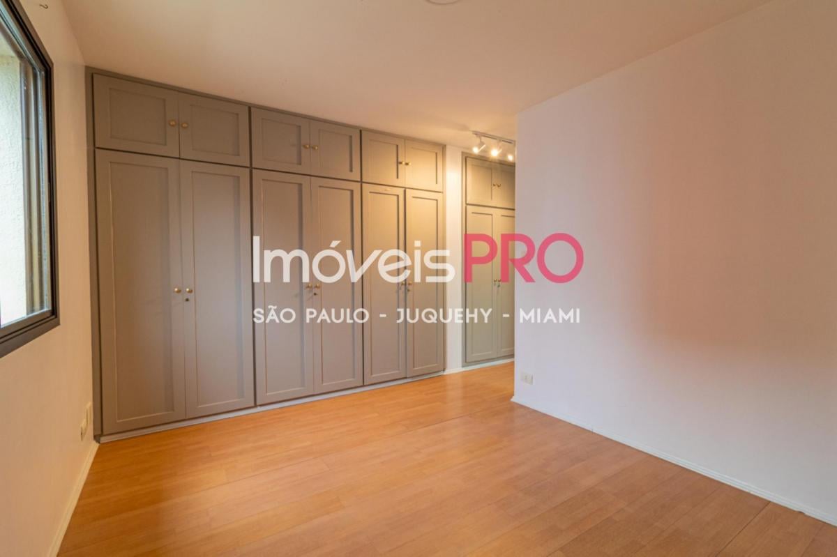 Apartamento para locação com 130m² em Moema – São Paulo.