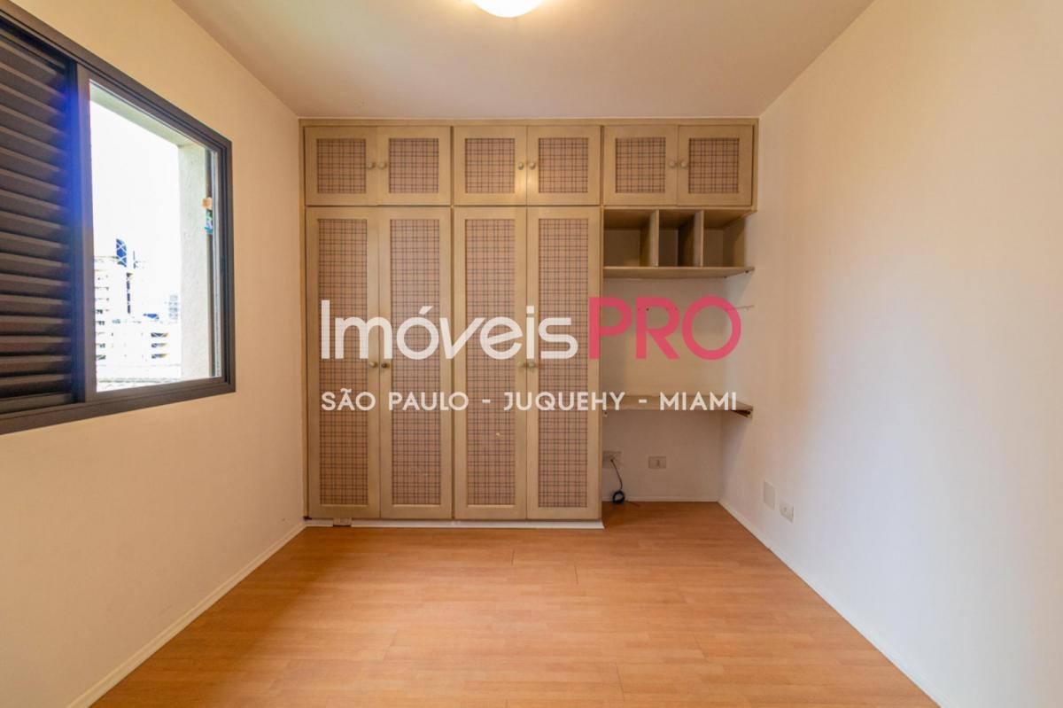 Apartamento para locação com 130m² em Moema – São Paulo.