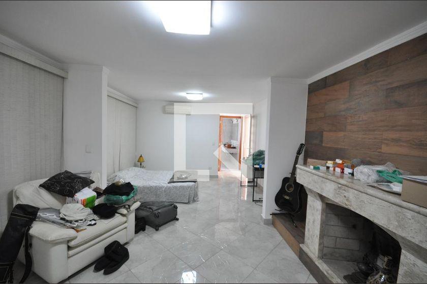 Casa à Venda – Vila Guilherme, 3 Quartos, 650 m² – São Paulo