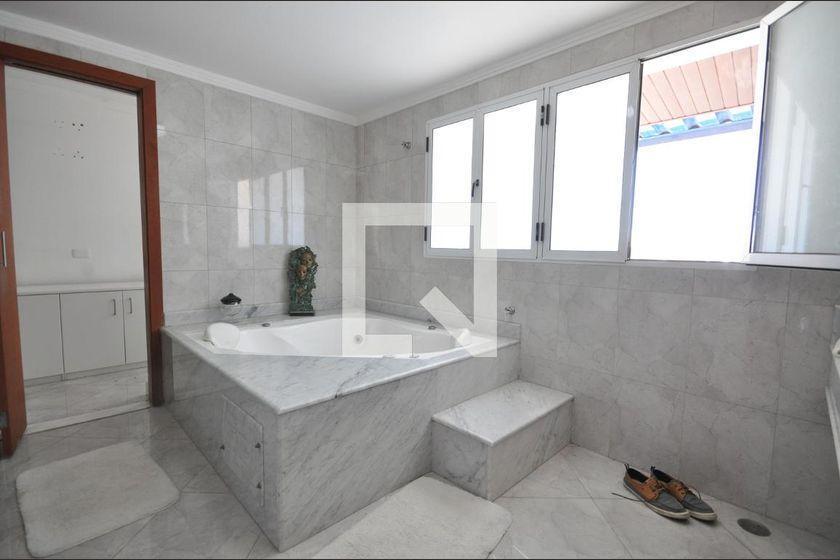 Casa à Venda – Vila Guilherme, 3 Quartos, 650 m² – São Paulo
