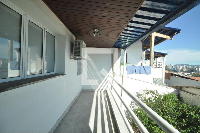 Casa à Venda – Vila Guilherme, 3 Quartos, 650 m² – São Paulo