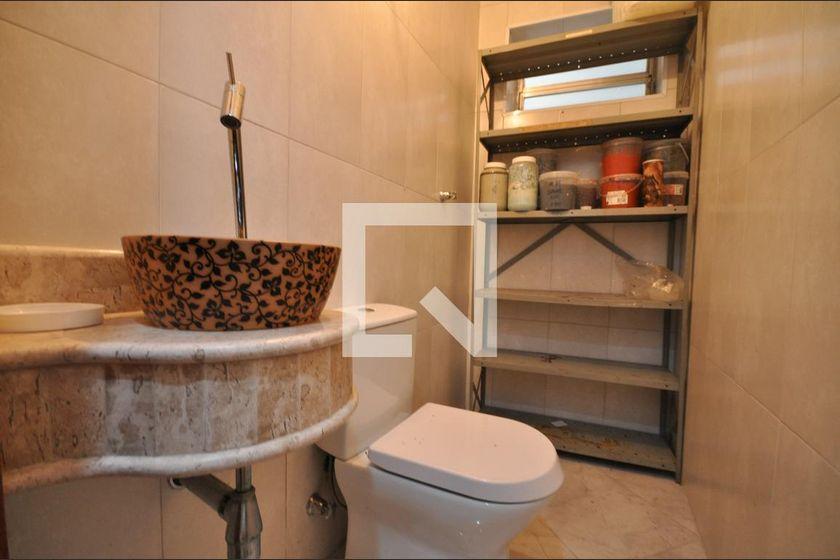 Casa à Venda – Vila Guilherme, 3 Quartos, 650 m² – São Paulo