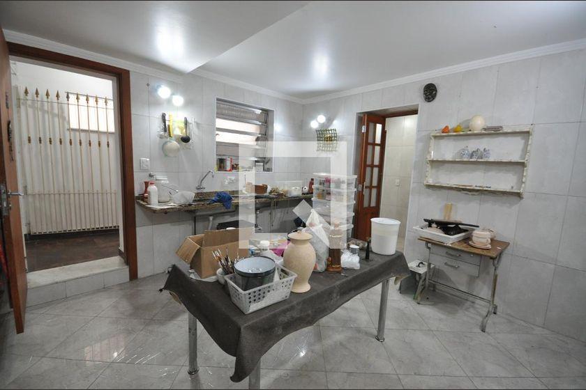 Casa à Venda – Vila Guilherme, 3 Quartos, 650 m² – São Paulo