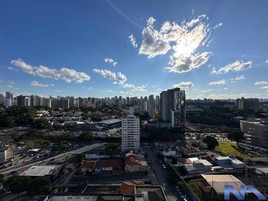 METRÔ, PROXIMO A FACULDADE, ÓTIMA CONSERVAÇÃO, LAZER COMPLETO.