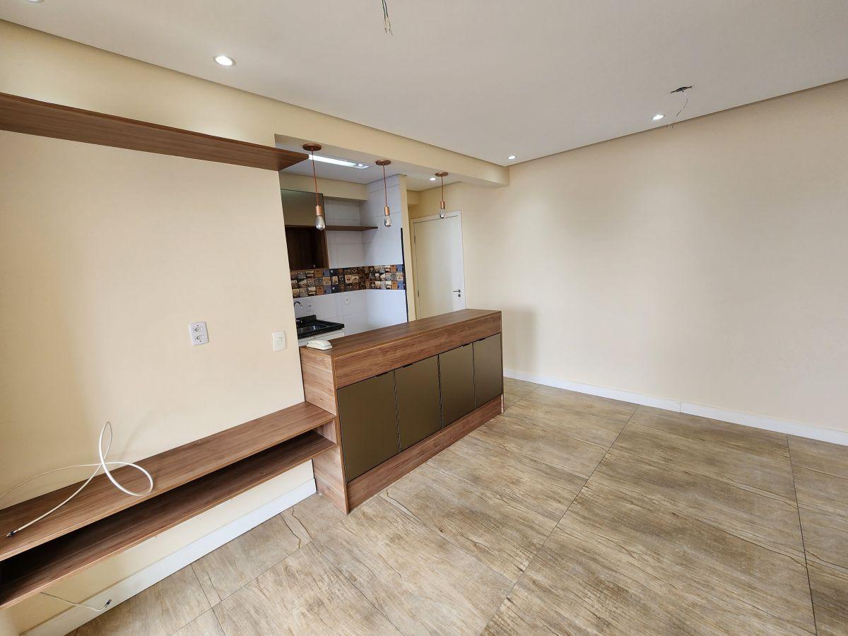 Ótimo apartamento de 56 m² para locação na Vila Mangalot