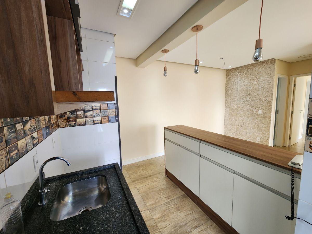 Ótimo apartamento de 56 m² para locação na Vila Mangalot
