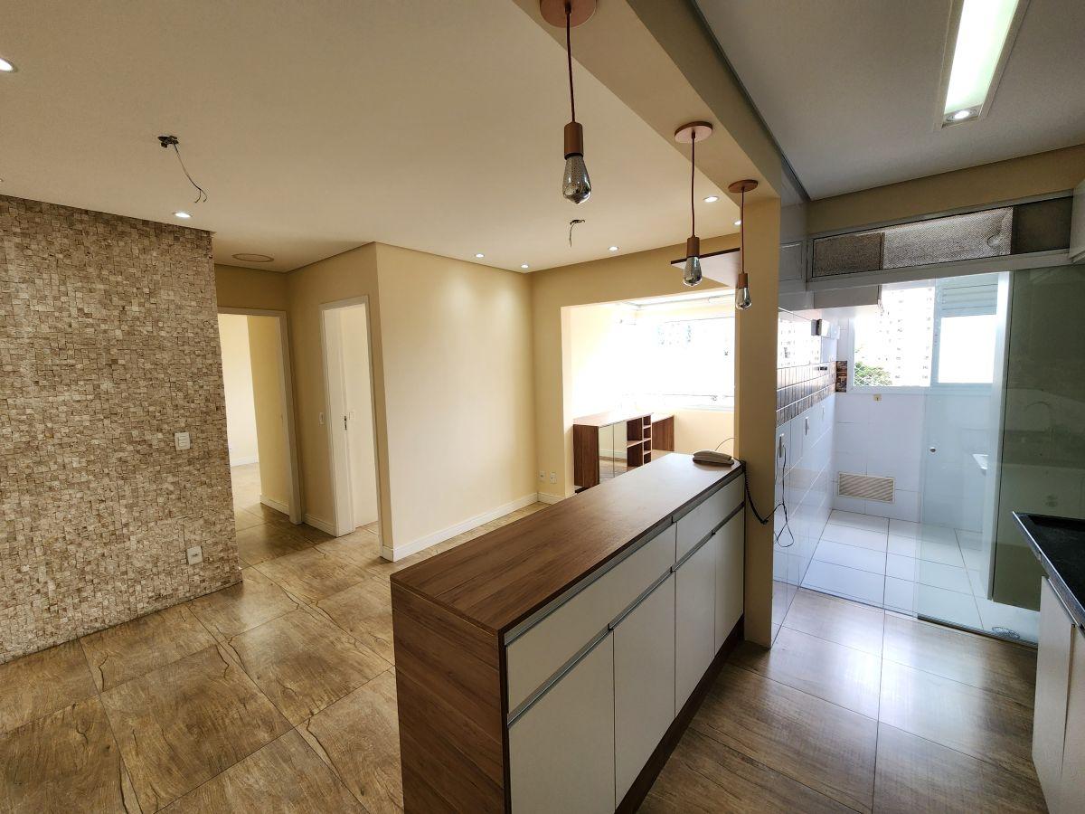 Ótimo apartamento de 56 m² para locação na Vila Mangalot