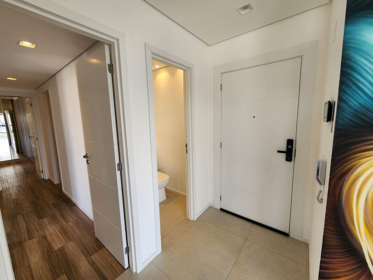 Belíssimo apartamento de 94,5 m² com 03 dormitórios e 02 vagas na Vila Romana