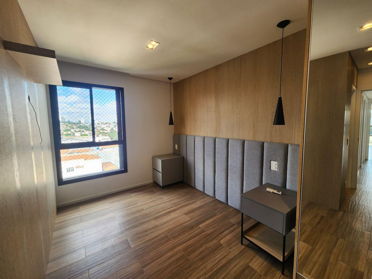 Belíssimo apartamento de 94,5 m² com 03 dormitórios e 02 vagas na Vila Romana