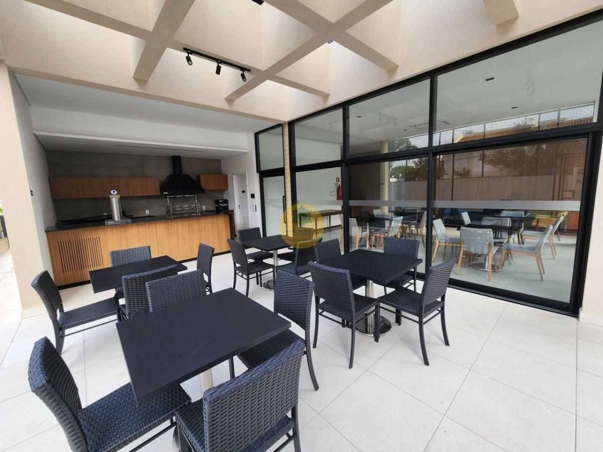 Belíssimo apartamento de 94,5 m² com 03 dormitórios e 02 vagas na Vila Romana