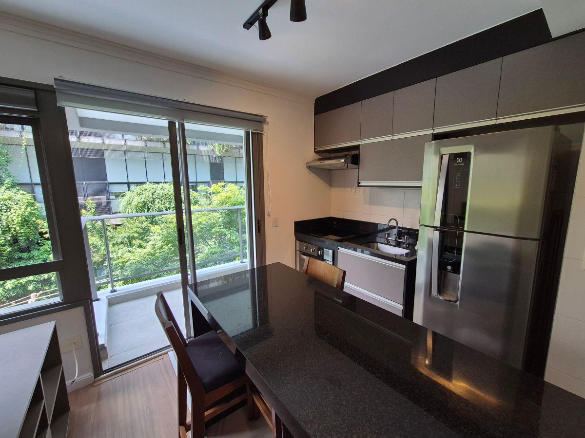 Studio de 01 dormitório com 01 vaga na Vila Madalena