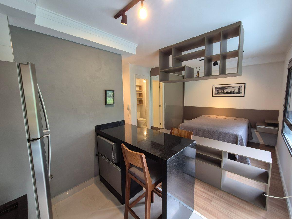 Studio de 01 dormitório com 01 vaga na Vila Madalena