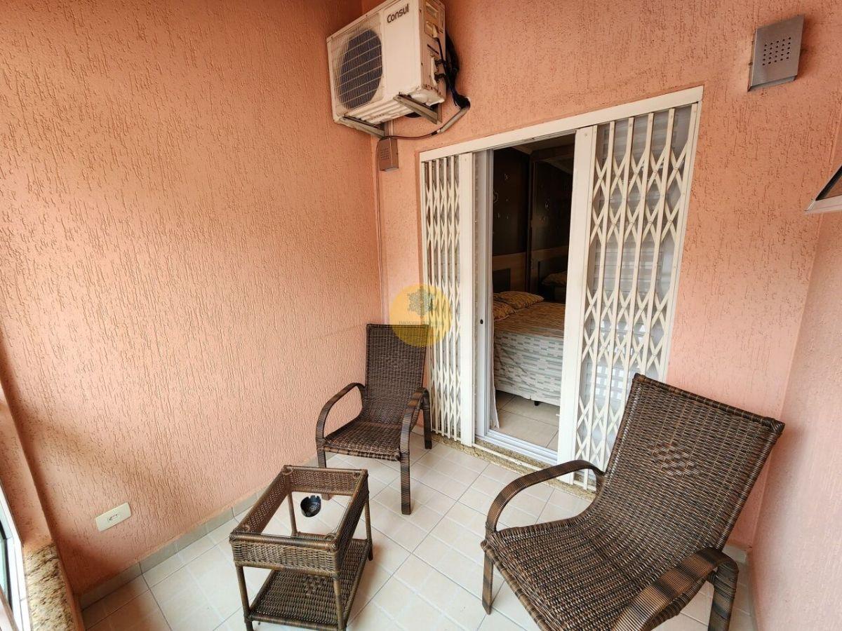 Ótimo sobrado de 165 m² com 03 dormitórios e 02 vagas na Vila Romana