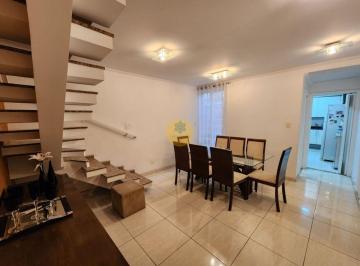 Ótimo sobrado de 165 m² com 03 dormitórios e 02 vagas na Vila Romana