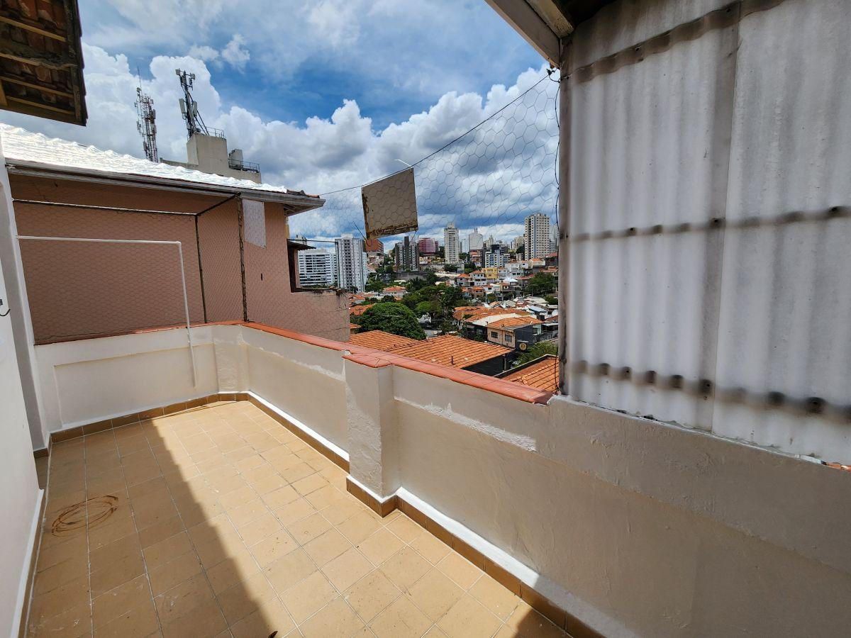 Ótima casa de 01 dormitório a 600 metros do metrô Vila Madalena